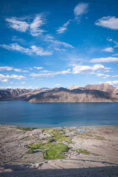 product page main image