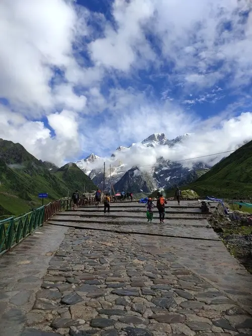 product page main image