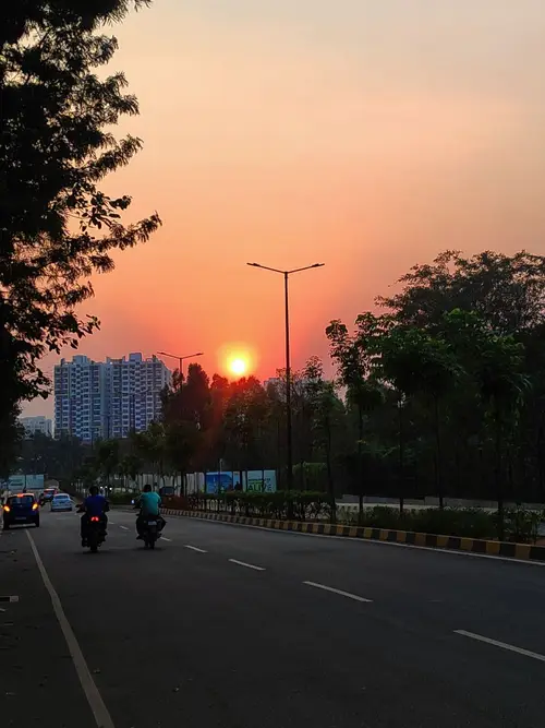 product page main image