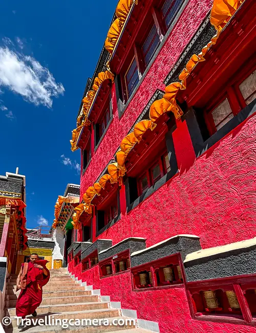 product page main image