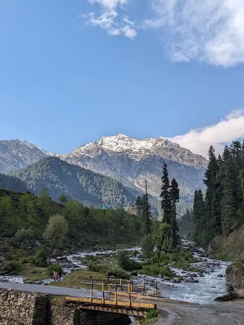 product page main image