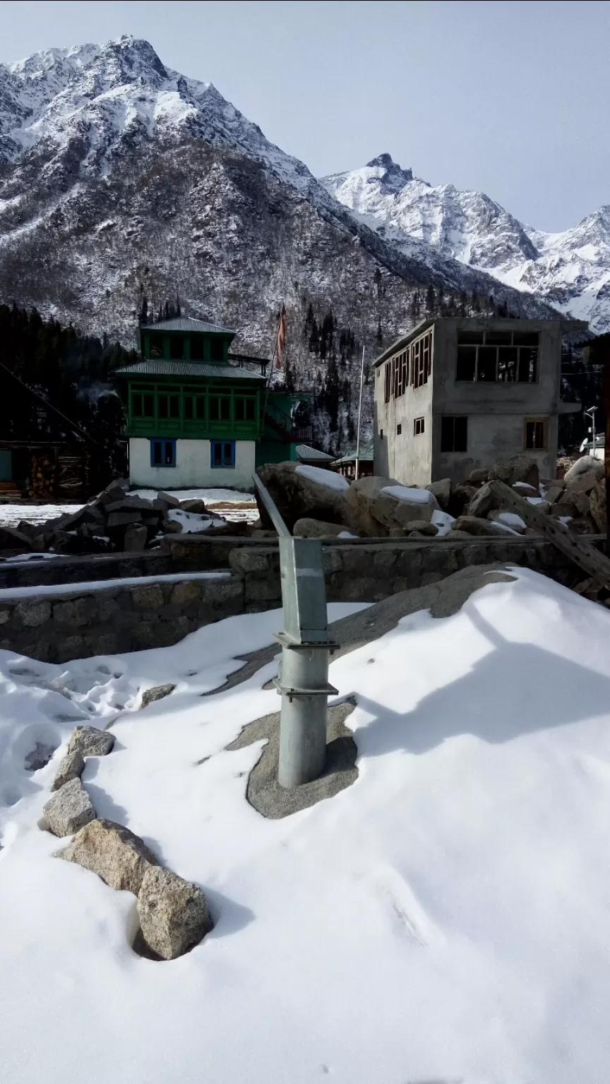 product page main image