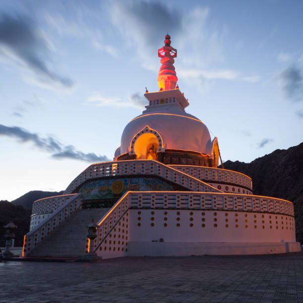 product page main image