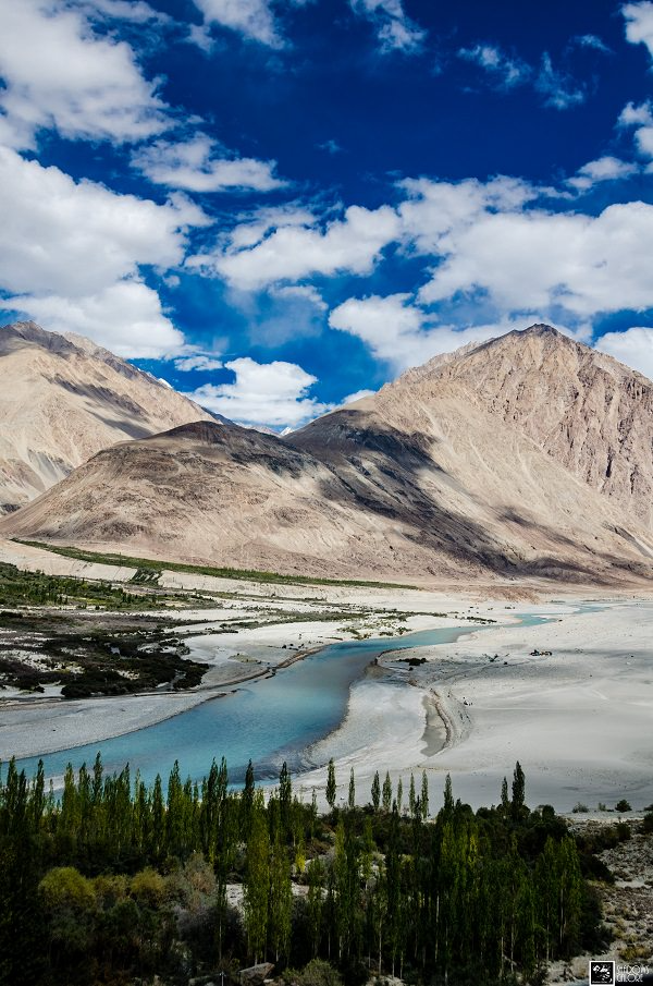 product page main image