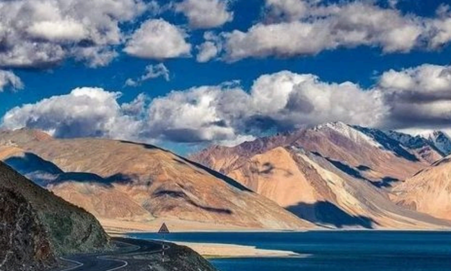 product page main image