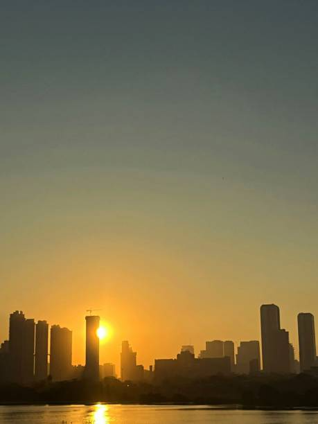 product page main image