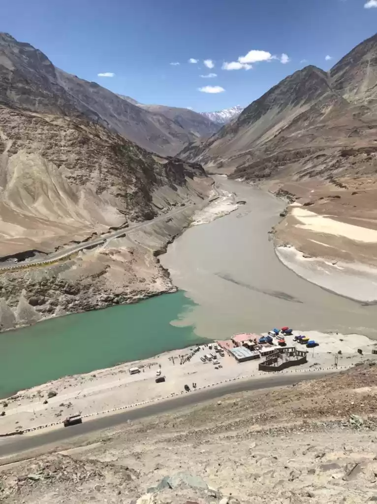 product page main image