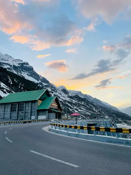 product page main image