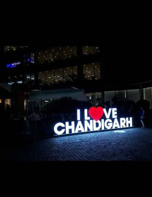 product page main image