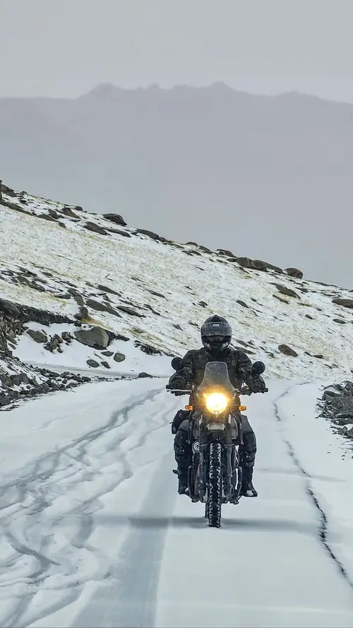 product page main image