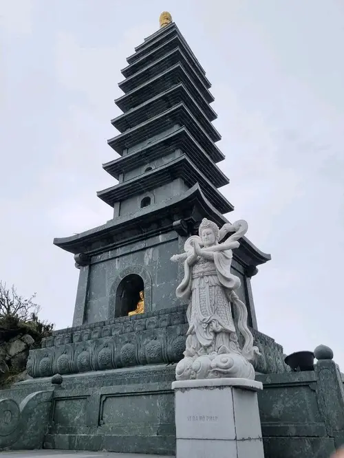 product page main image