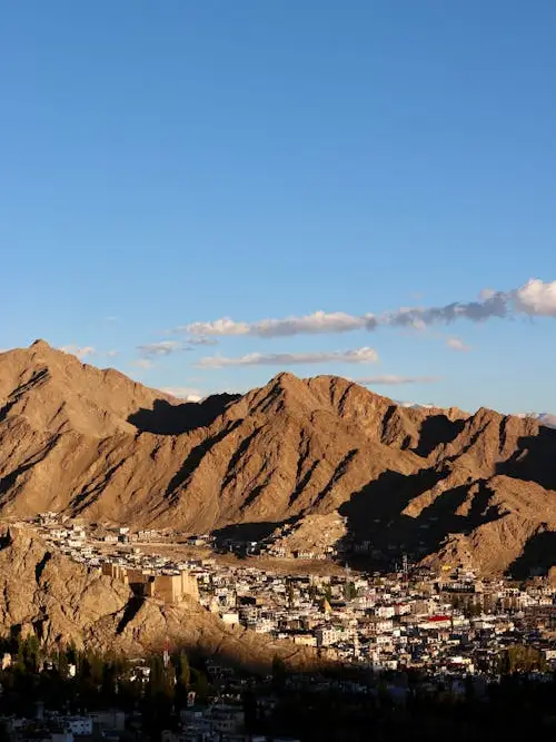 product page main image