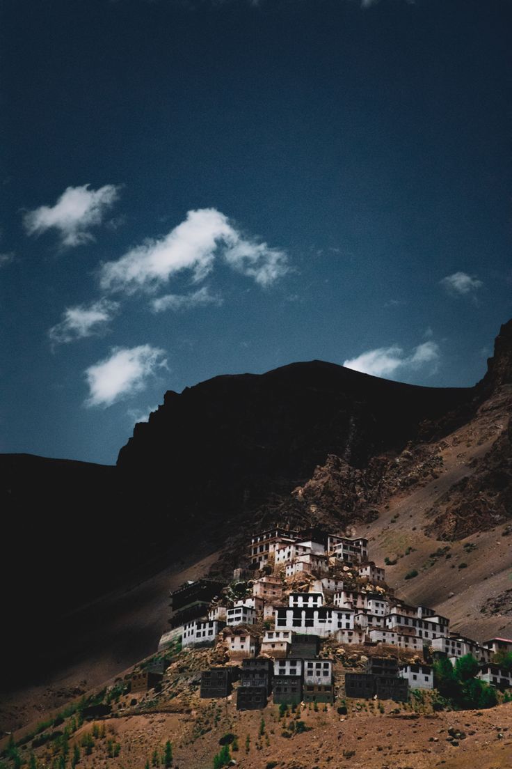 product page main image