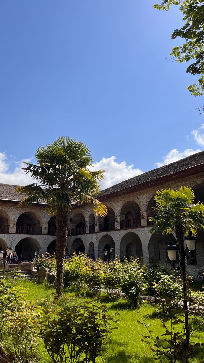 product page main image