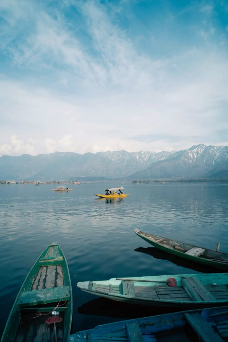 product page main image